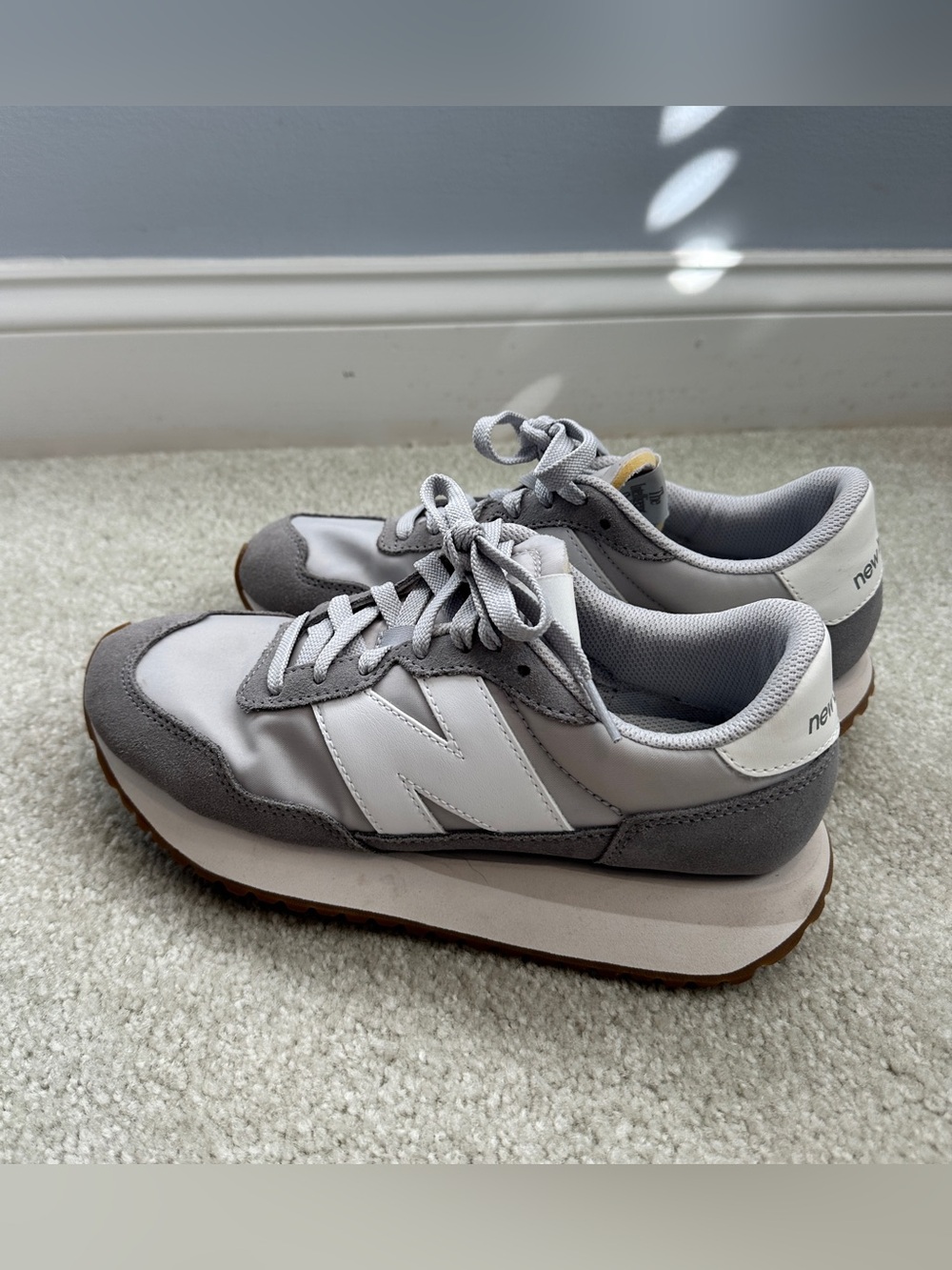 New Balance Women's Gray and White Retro Runner Sneakers - Picture 2 of 10
